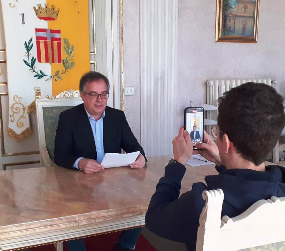 La pandemia si palesò a Busca in tutta la sua drammaticità mercoledì 11 marzo, quando il primo morto con Covid della provincia di Cuneo fu proprio un buschese: qui il messaggio del sindaco in quella sera che non deve essere dimenticata La pandemia si palesò a